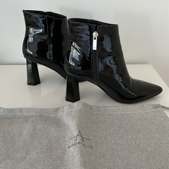 Aquatalia Heleena Patent Booties - Picture 3 of 6